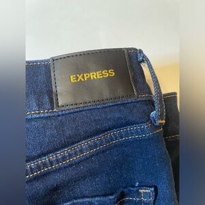 EXPRESS Women’s Denim Jeans, Size 2R, 28” x 32” inseam, 70’s Flare, MidRise